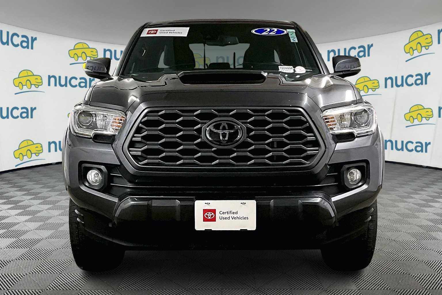 2022 Toyota Tacoma TRD Sport - Photo 2