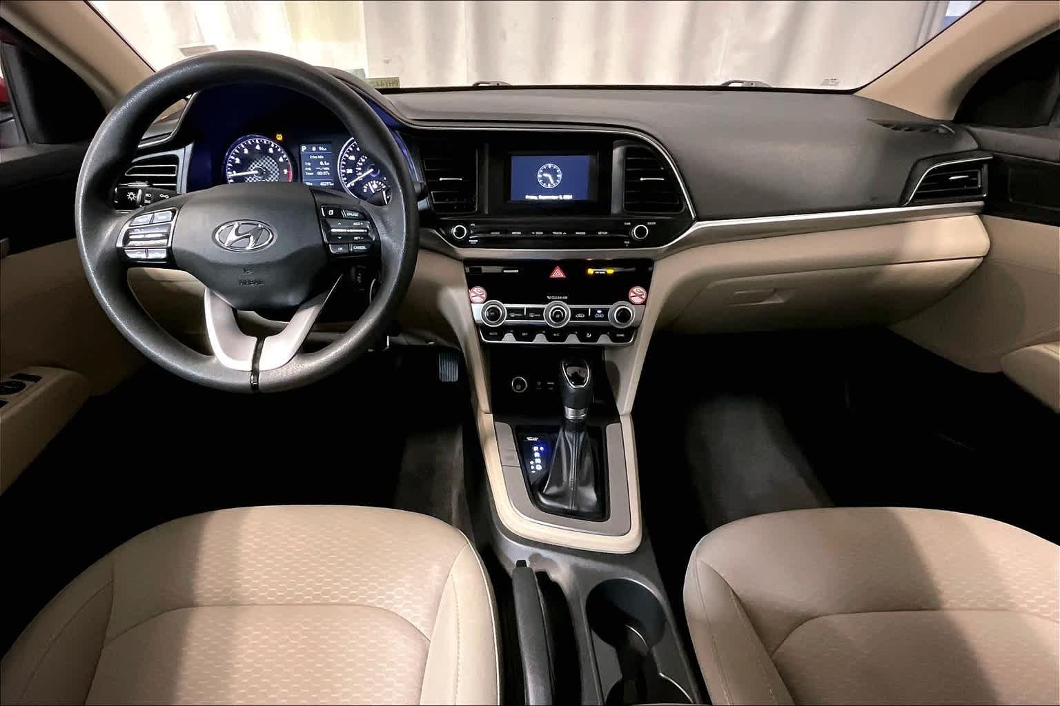 2020 Hyundai Elantra SE - Photo 21