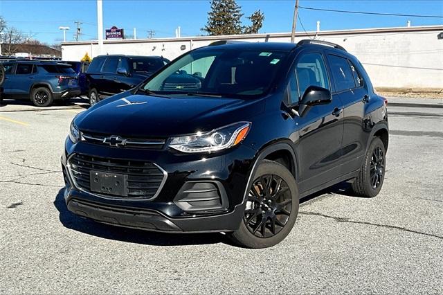 2022 Chevrolet Trax LT - Photo 2