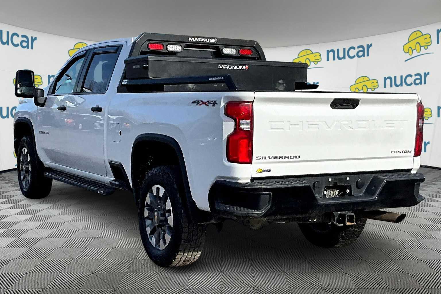 2021 Chevrolet Silverado 2500HD Custom - Photo 4