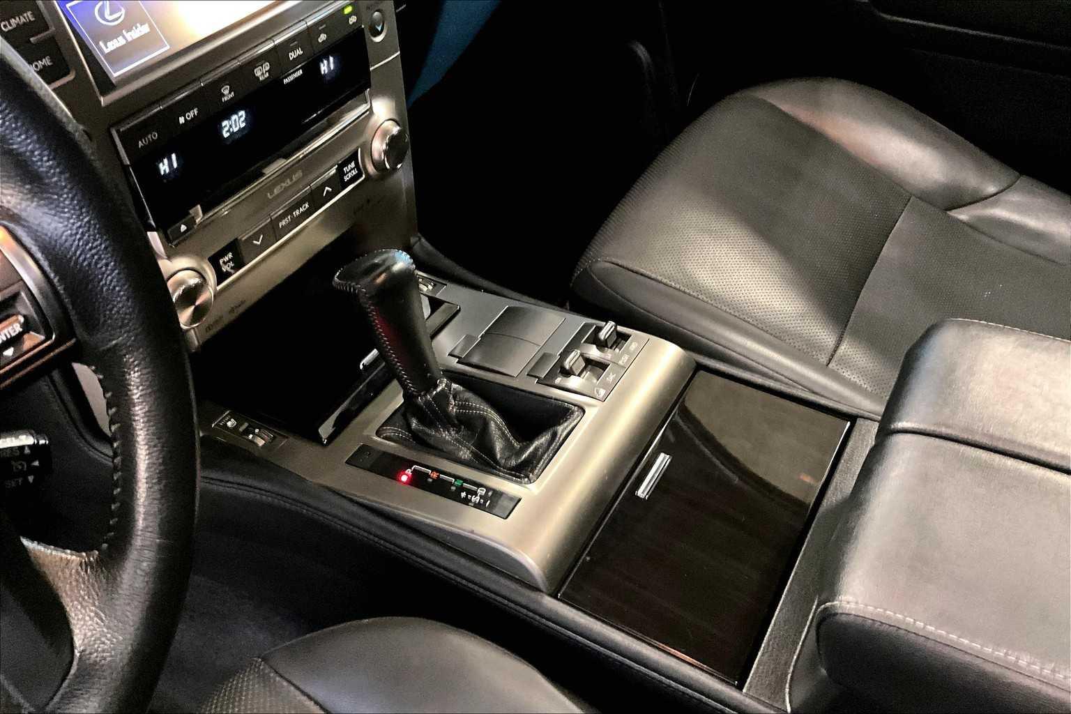 2017 Lexus GX GX 460 - Photo 21