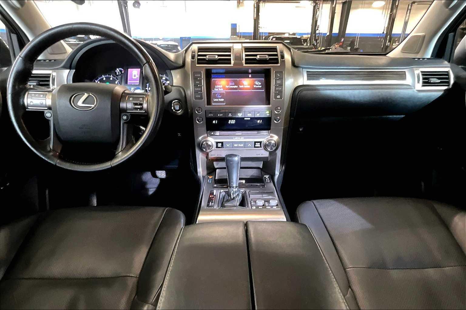 2017 Lexus GX GX 460 - Photo 22