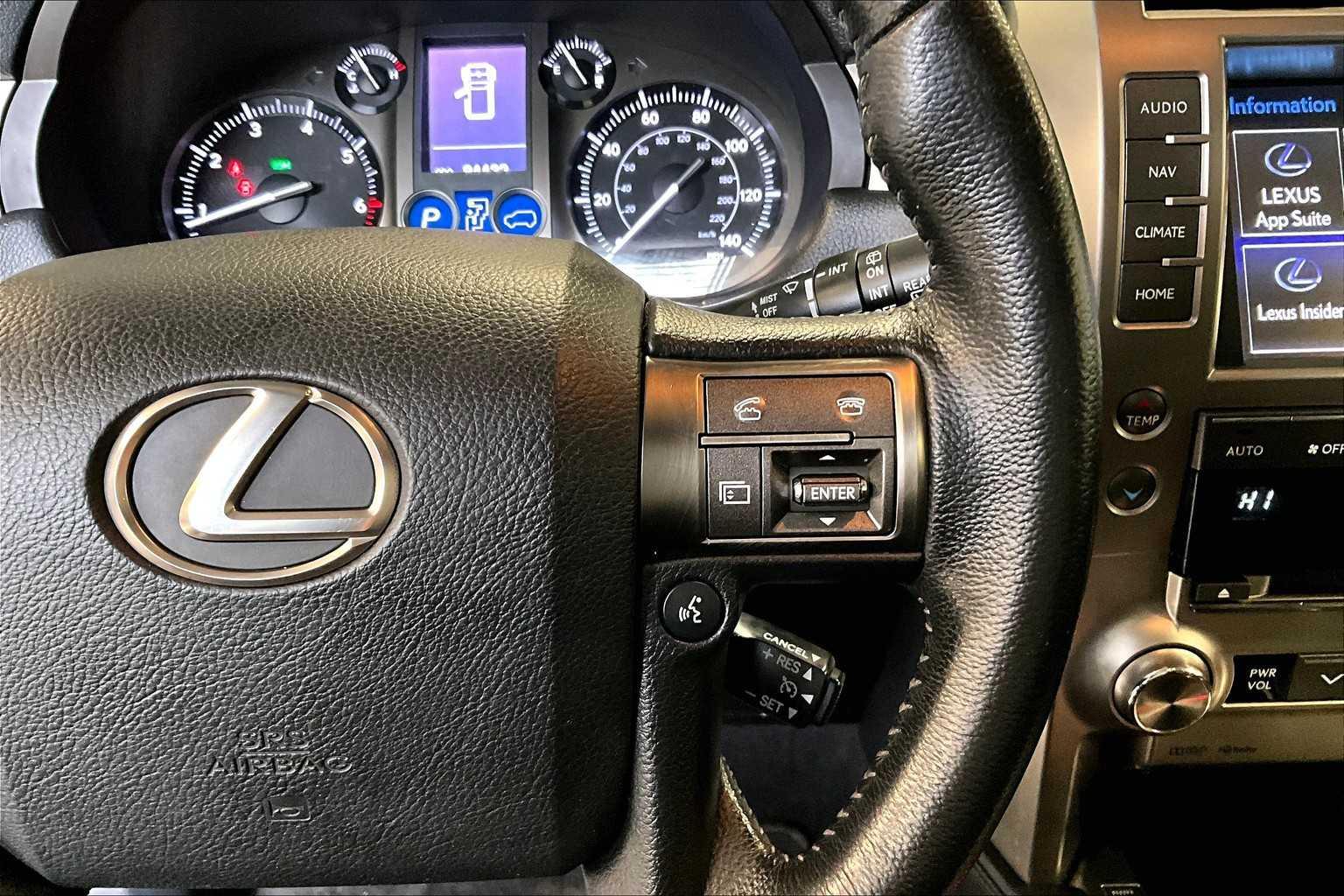 2017 Lexus GX GX 460 - Photo 25