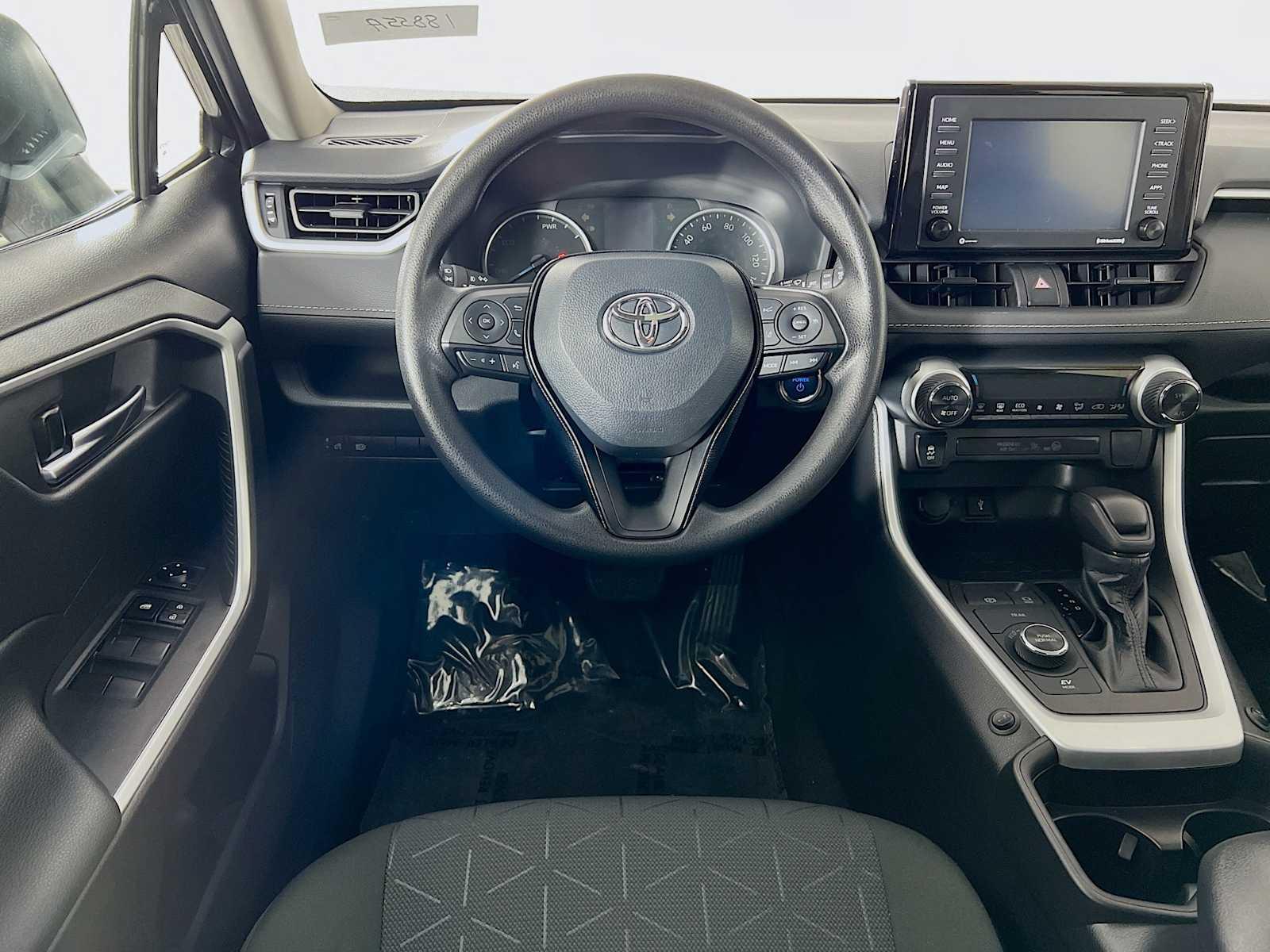 2021 Toyota RAV4 Hybrid XLE - Photo 23