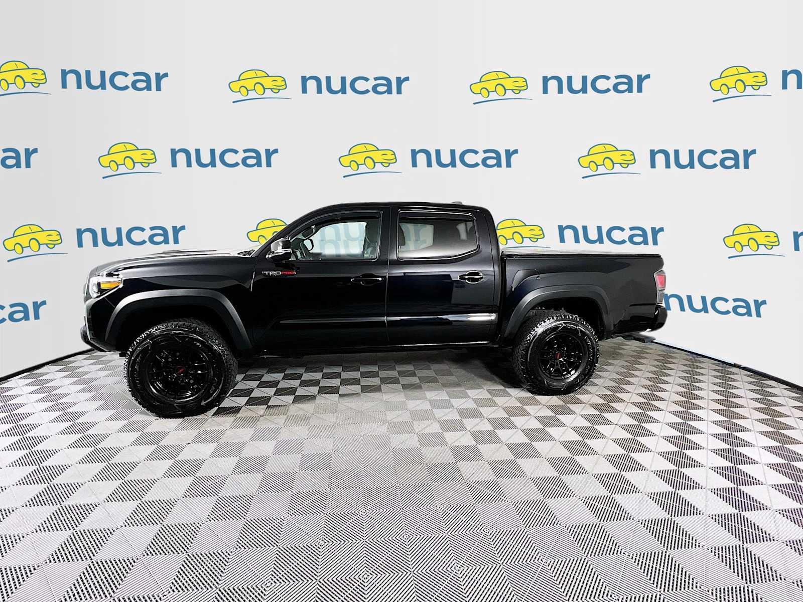 2020 Toyota Tacoma TRD Pro - Photo 4