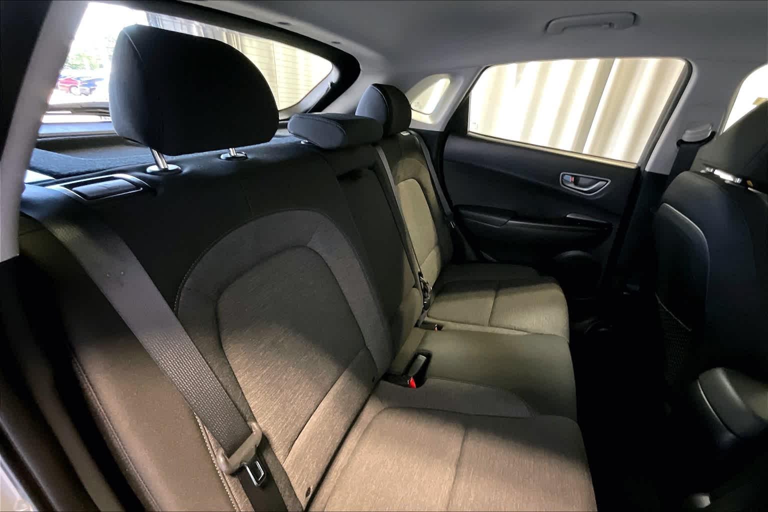 2021 Hyundai Kona Electric SEL - Photo 16