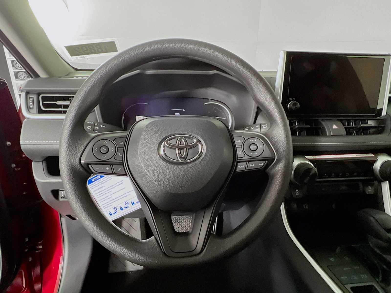 2025 Toyota RAV4 LE - Photo 7