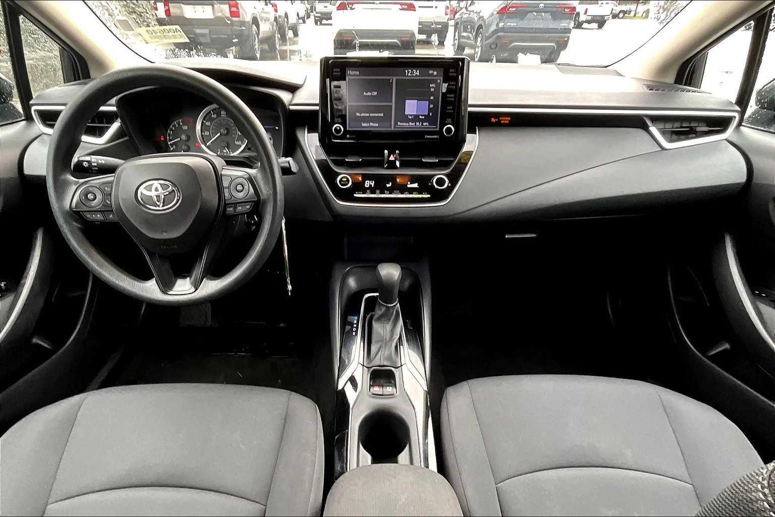 2022 Toyota Corolla LE - Photo 21