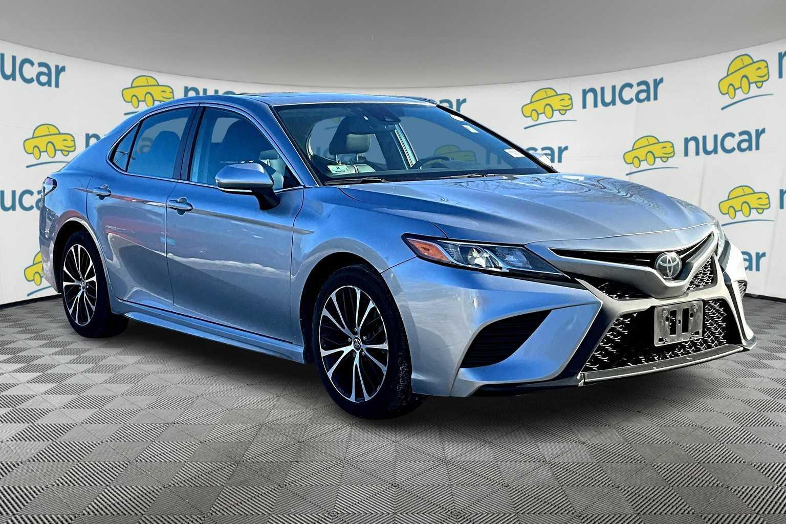 2019 Toyota Camry SE