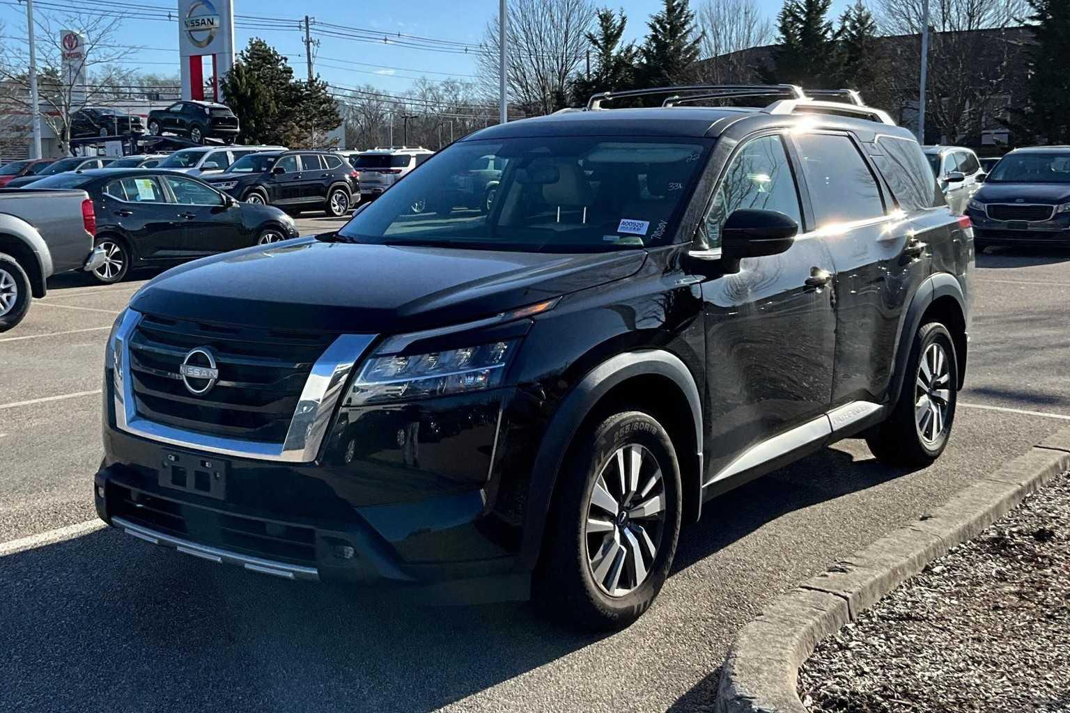 2022 Nissan Pathfinder SL - Photo 3