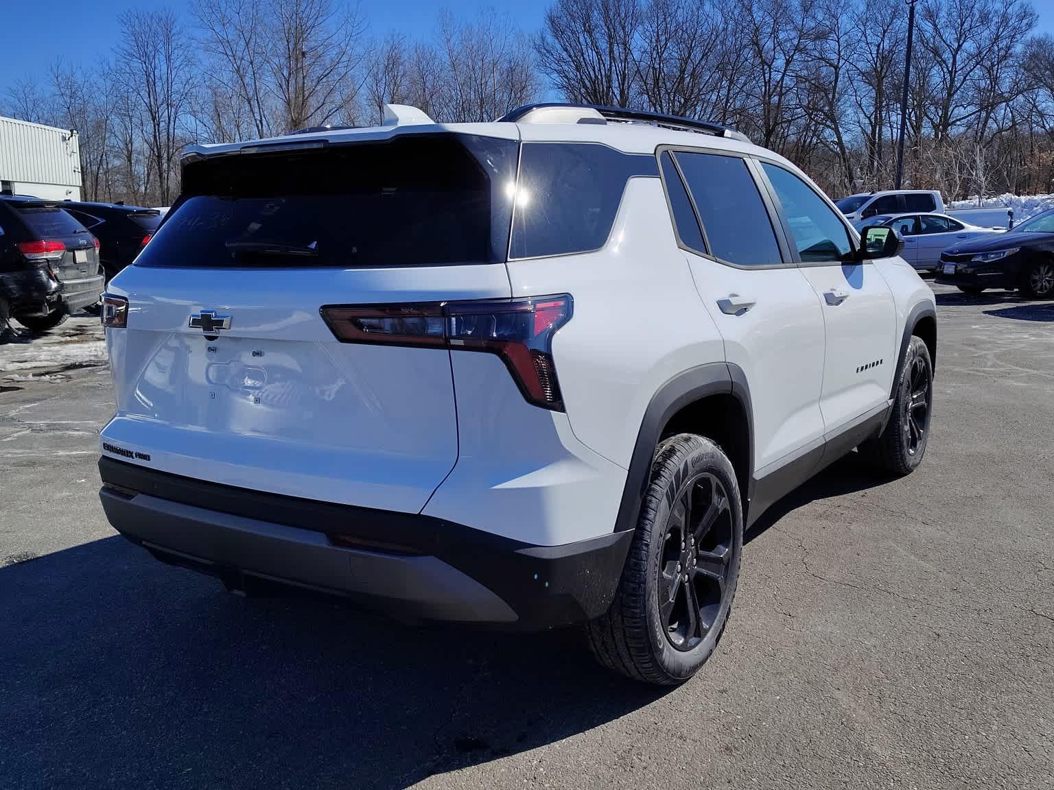 2025 Chevrolet Equinox AWD LT - Photo 6