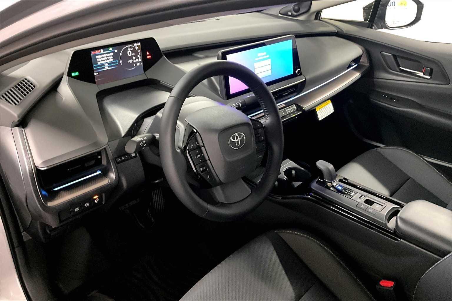 2024 Toyota Prius Limited - Photo 9