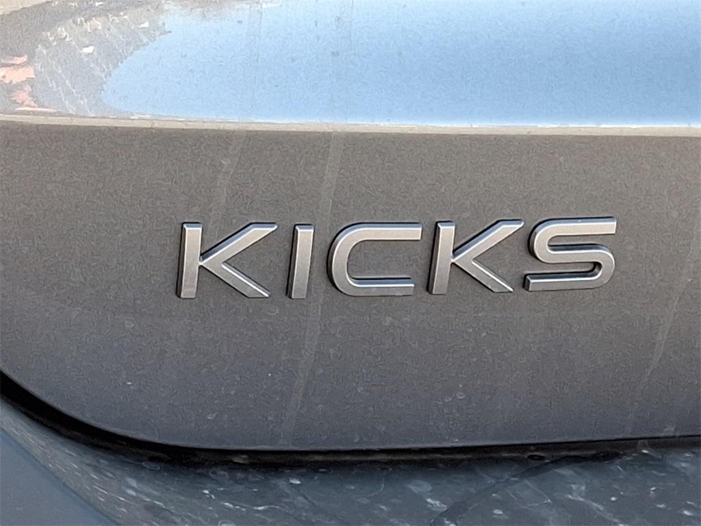 2025 Nissan Kicks SV - Photo 19