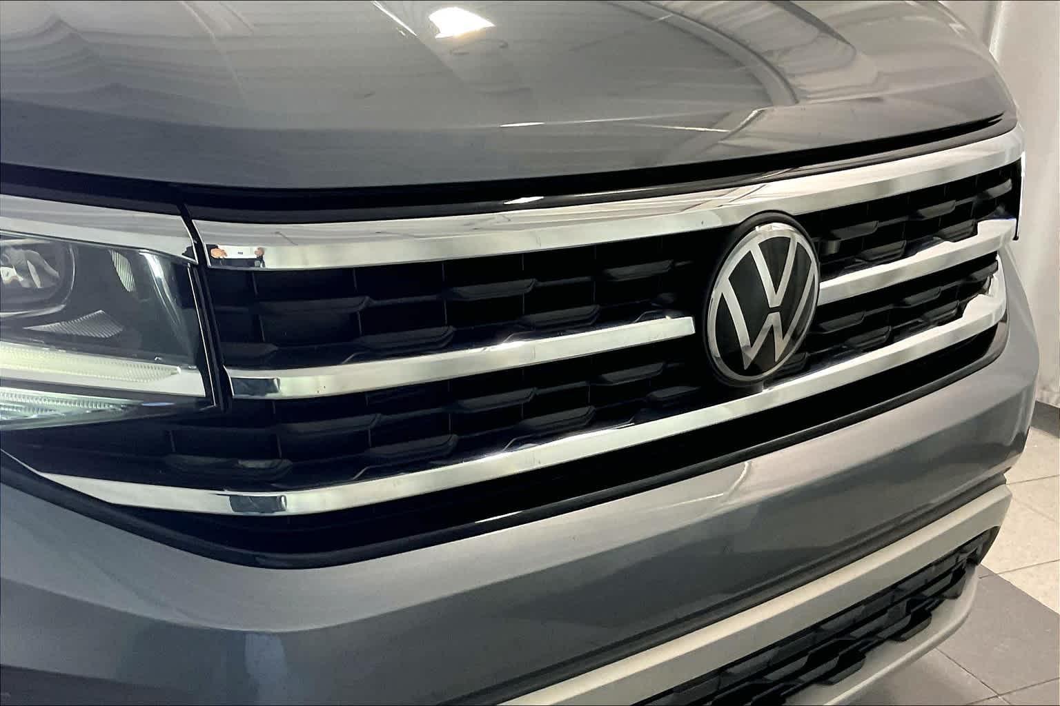 2023 Volkswagen Atlas 3.6L V6 SE w/Technology - Photo 33