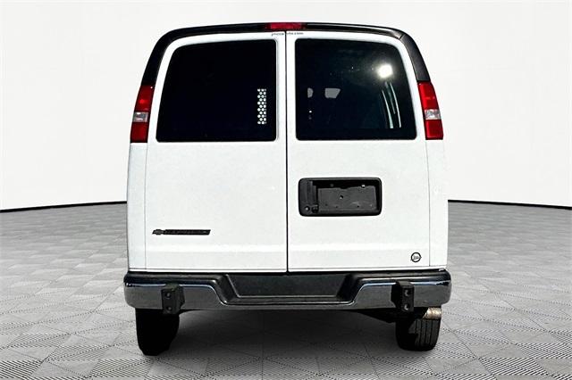 2022 Chevrolet Express 2500 Work Van - Photo 5