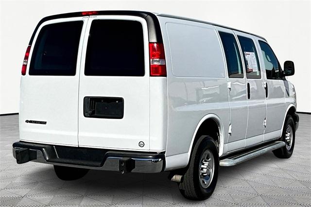 2022 Chevrolet Express 2500 Work Van - Photo 6