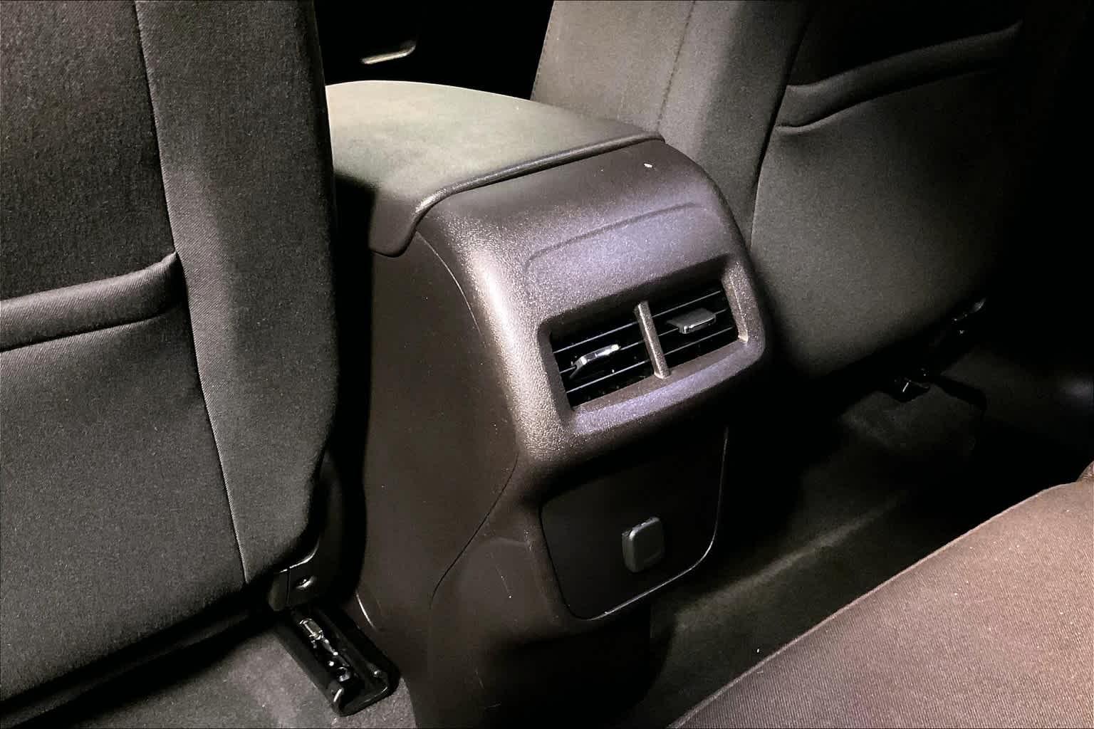 2018 Chevrolet Equinox LT - Photo 27