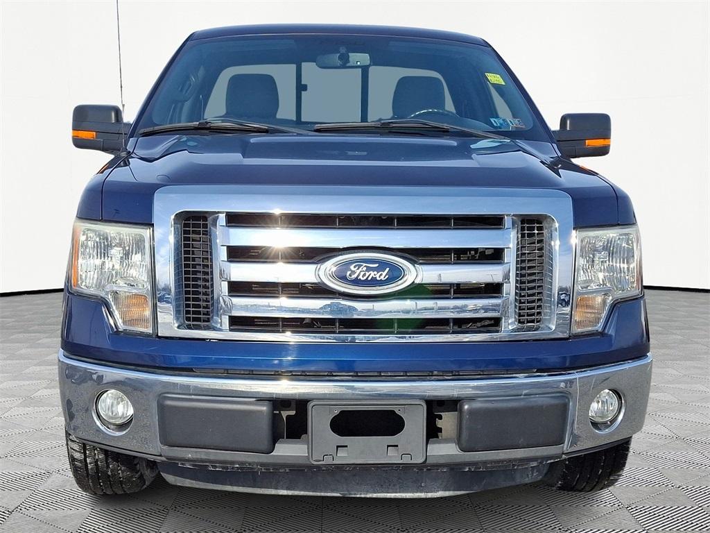 2011 Ford F-150 XLT - Photo 2