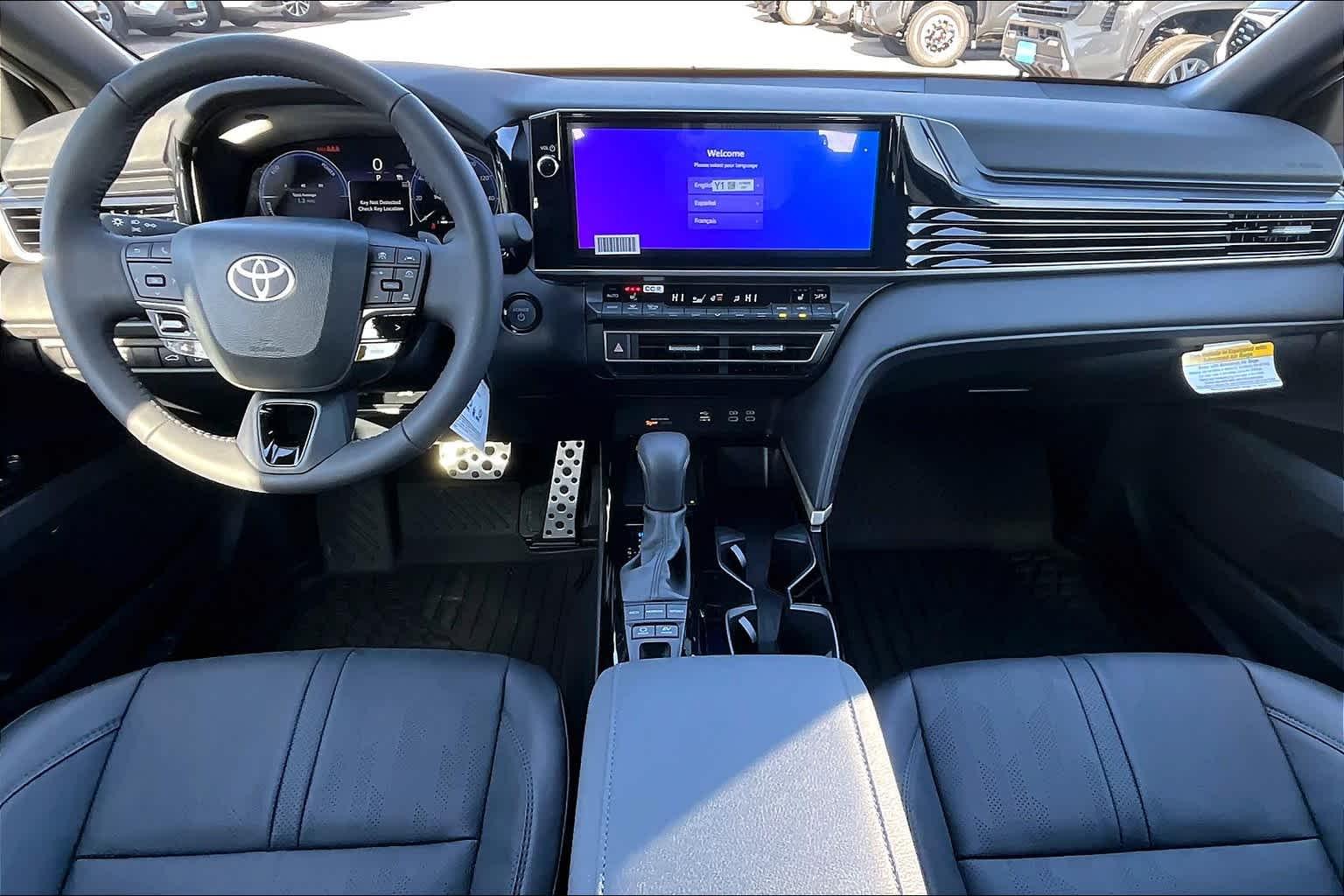 2025 Toyota Camry XSE - Photo 10