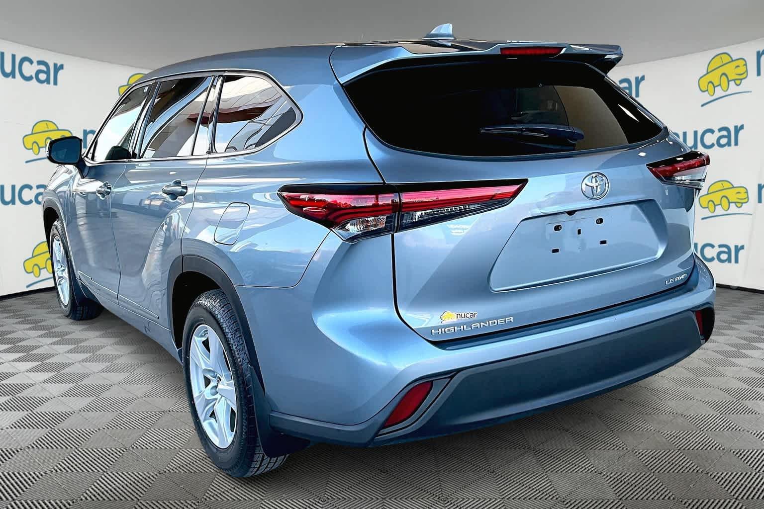 2021 Toyota Highlander LE - Photo 4