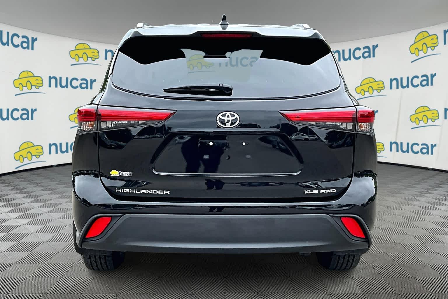 2022 Toyota Highlander XLE - Photo 5