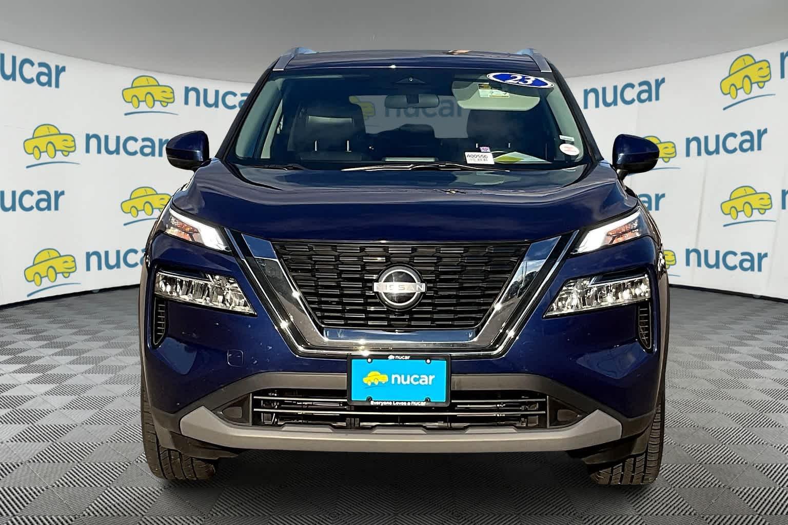 2023 Nissan Rogue SV - Photo 2