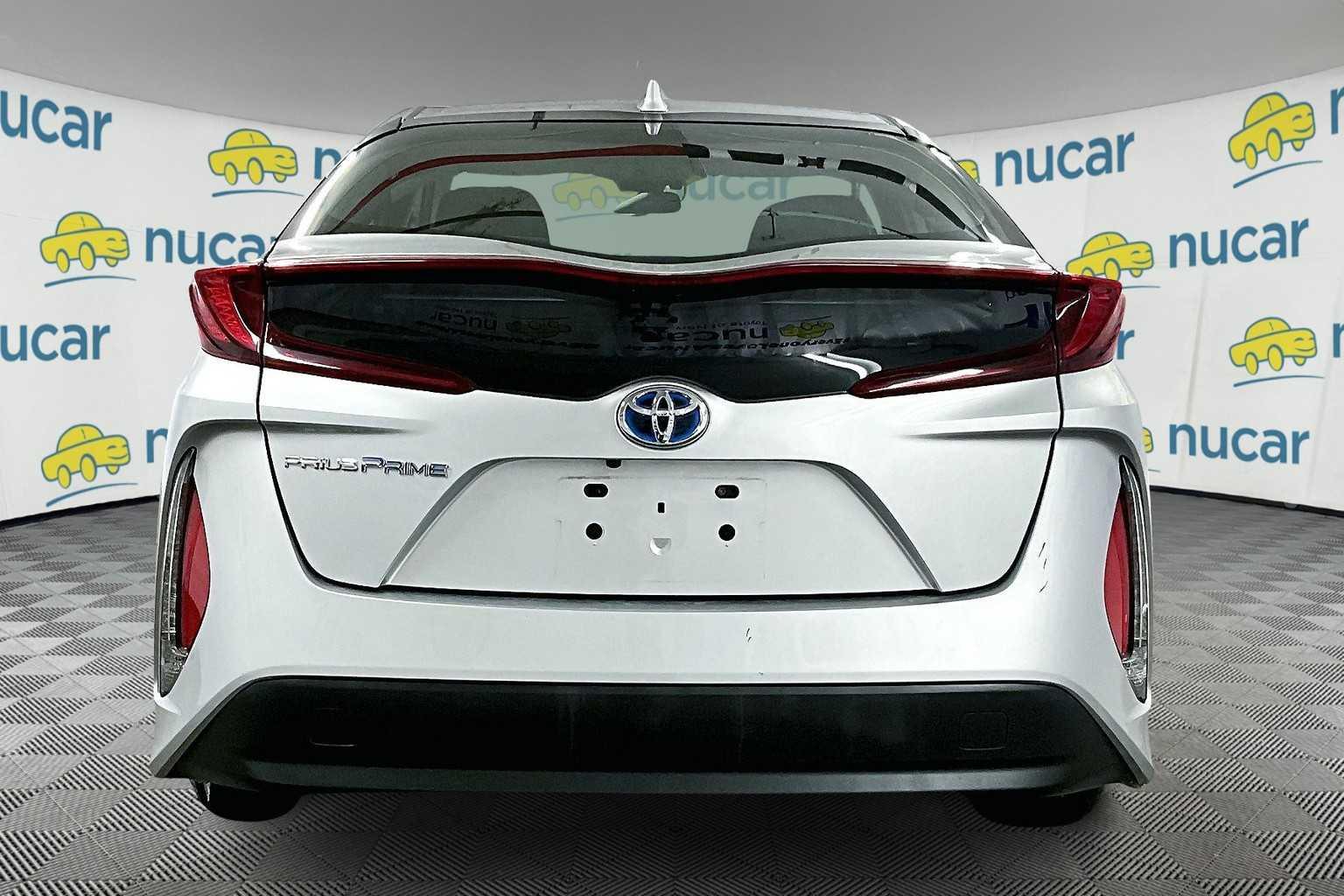 2021 Toyota Prius Prime LE - Photo 5