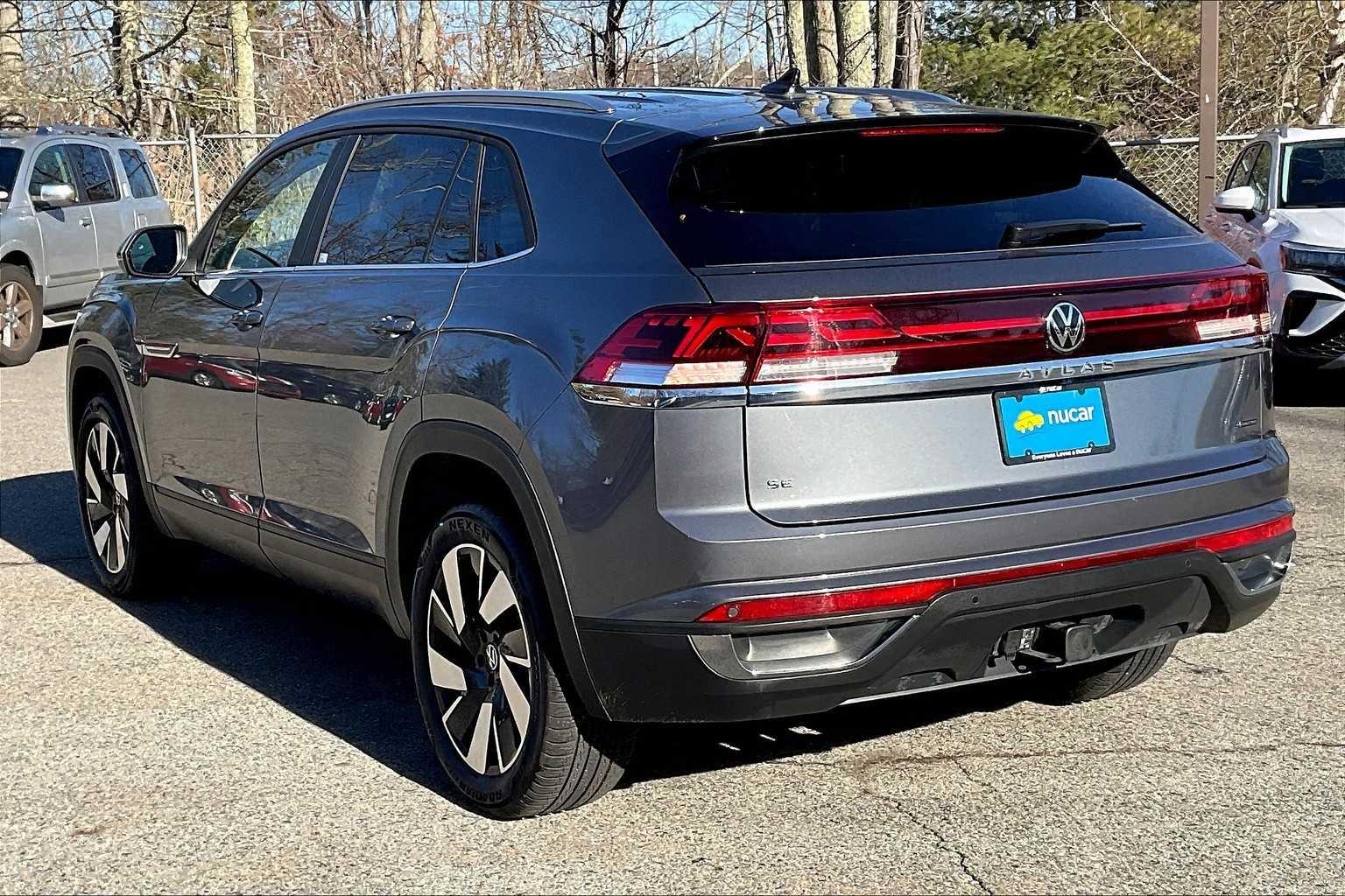 2024 Volkswagen Atlas Cross Sport 2.0T SE w/Technology - Photo 4