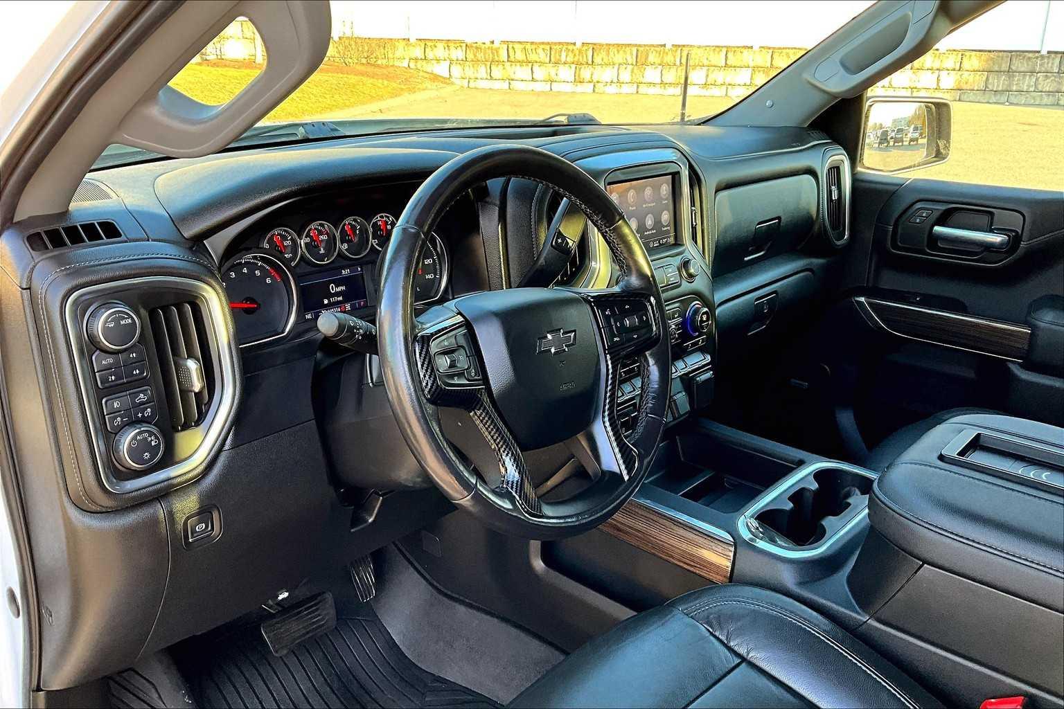 2020 Chevrolet Silverado 1500 RST - Photo 8