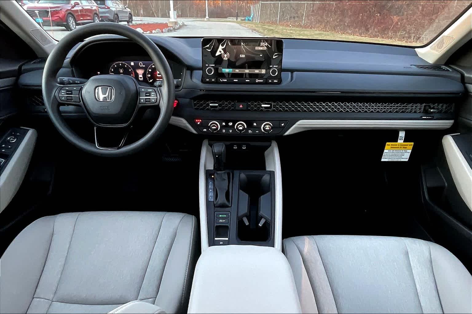 2025 Honda Accord SE - Photo 12