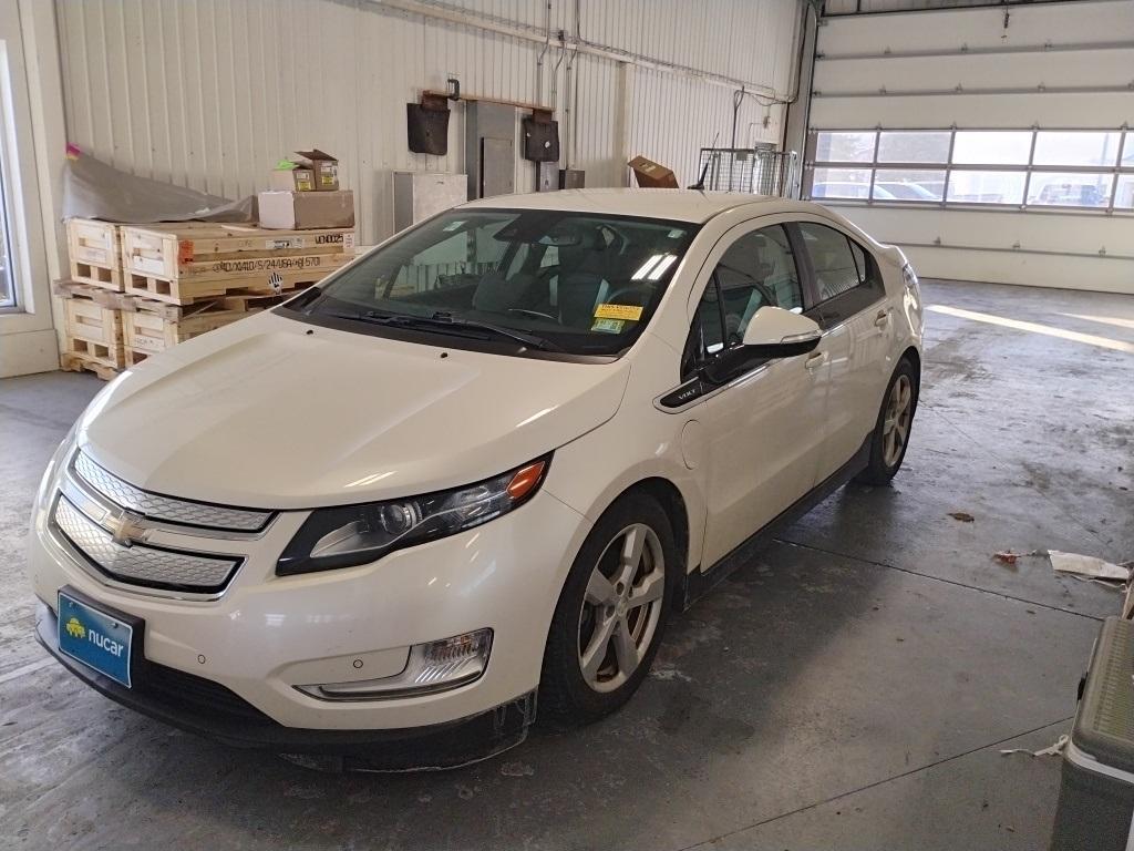 2013 Chevrolet Volt Base - Photo 2