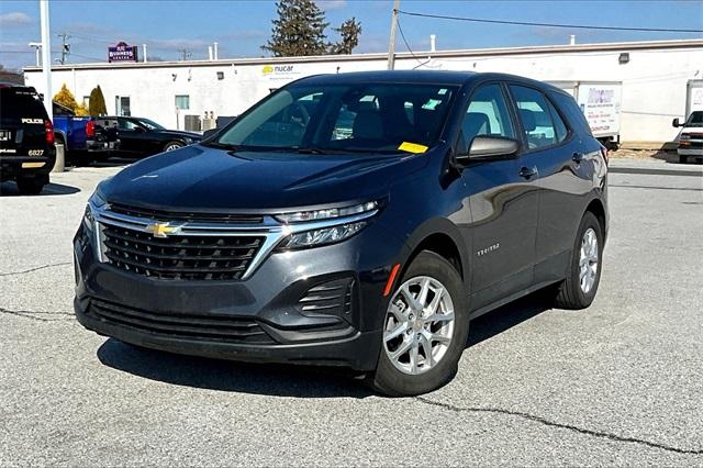 2022 Chevrolet Equinox LS - Photo 2