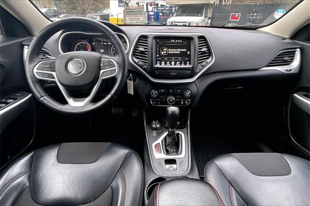 2017 Jeep Cherokee Trailhawk - Photo 16