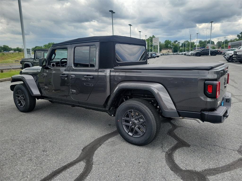 2024 Jeep Gladiator Sport - Photo 3