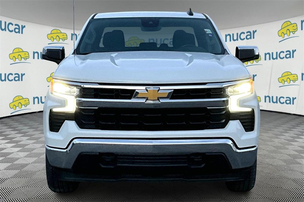 2022 Chevrolet Silverado 1500 LT - Photo 2