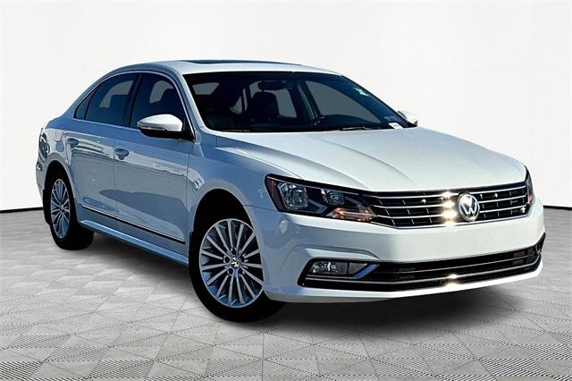 2016 Volkswagen Passat 1.8T SE