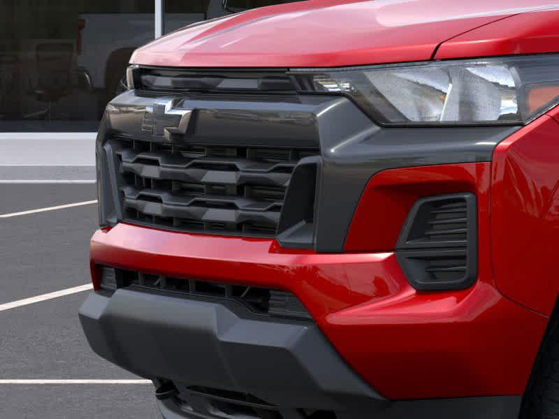 2025 Chevrolet Colorado 4WD LT - Photo 13