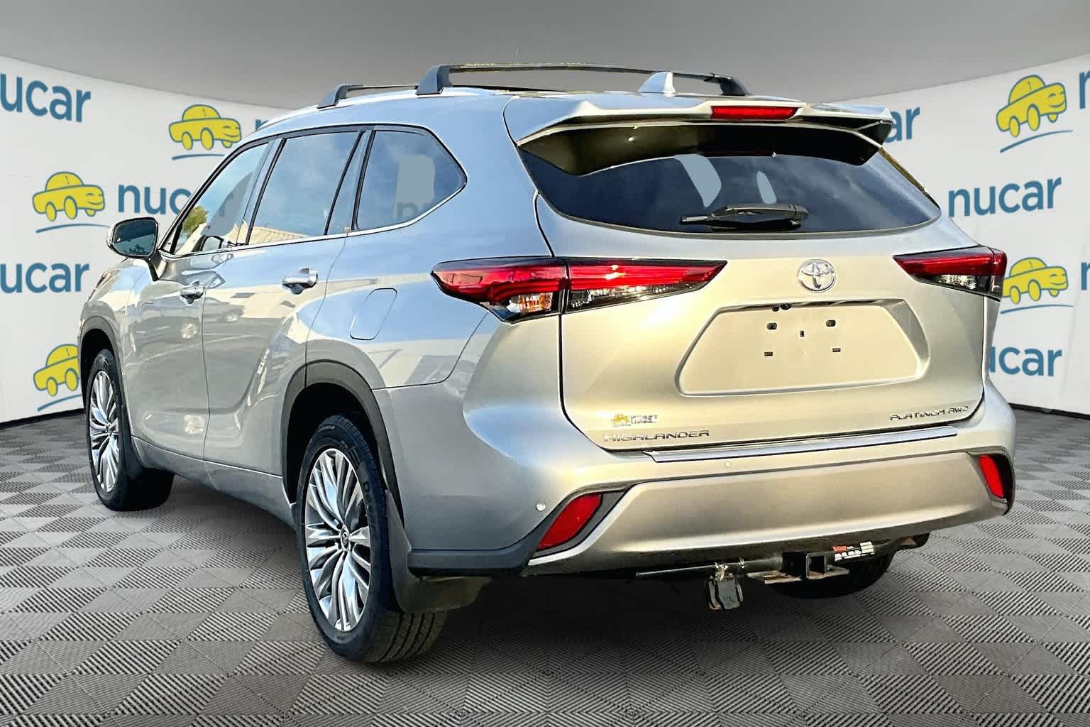 2022 Toyota Highlander Platinum - Photo 4