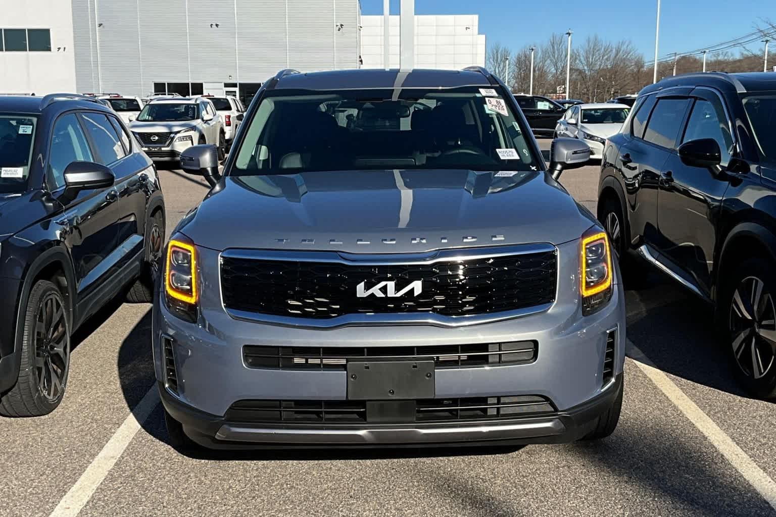 2022 Kia Telluride EX - Photo 2