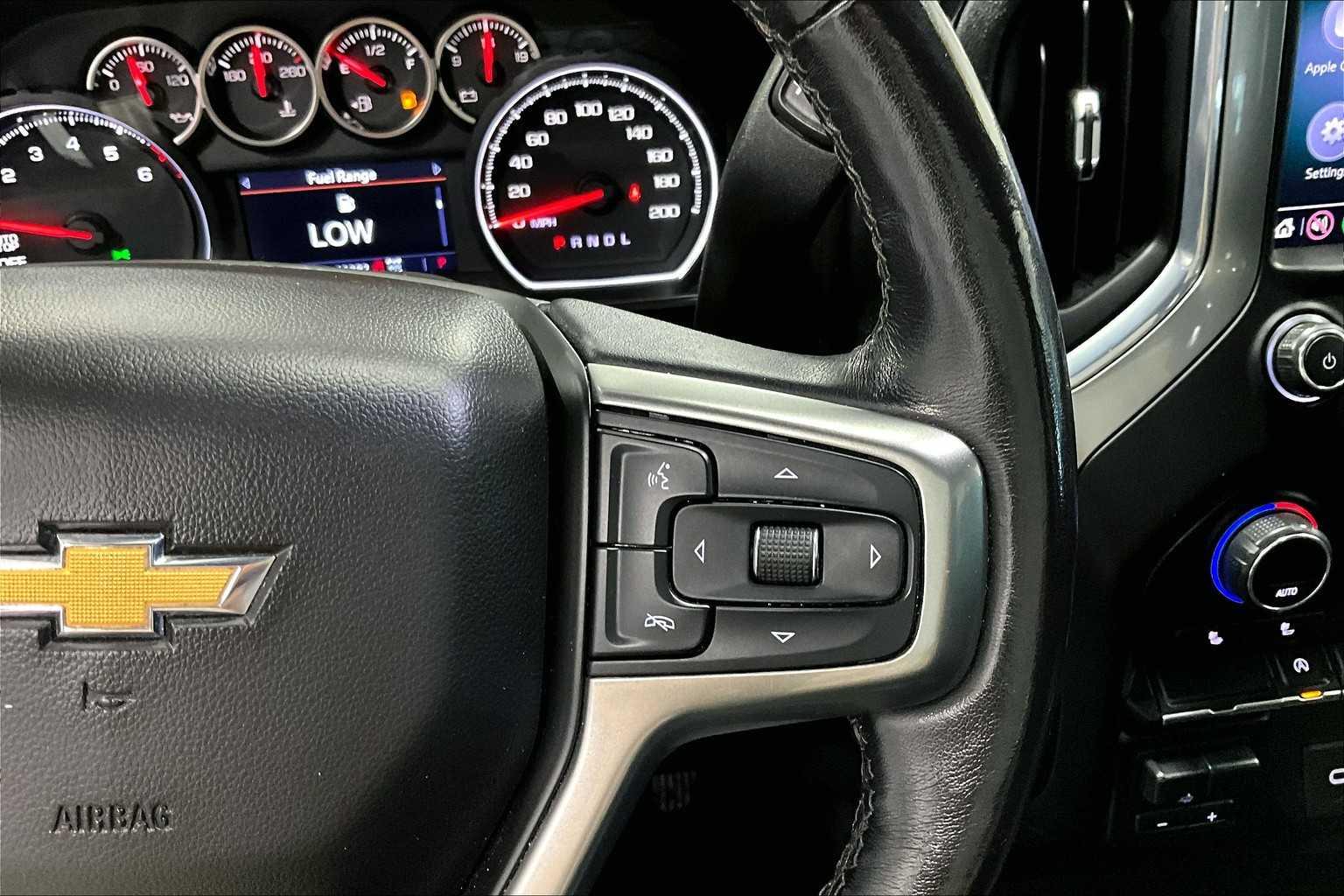 2021 Chevrolet Silverado 1500 LT 4WD Crew Cab 157 - Photo 23