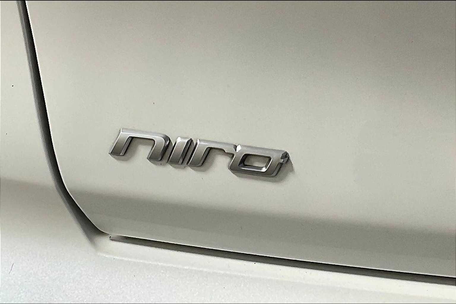 2022 Kia Niro EV EX Premium - Photo 29