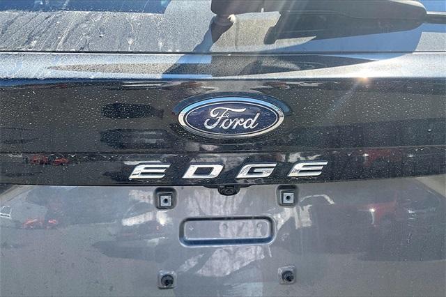 2022 Ford Edge SEL - Photo 8