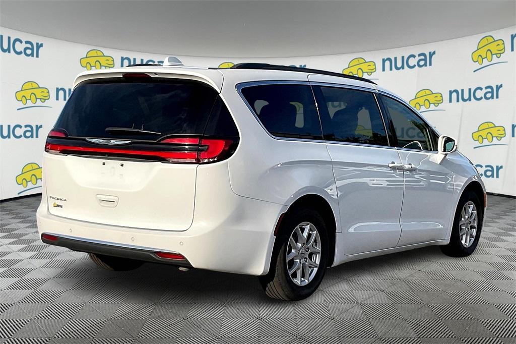 2022 Chrysler Pacifica Touring L - Photo 6