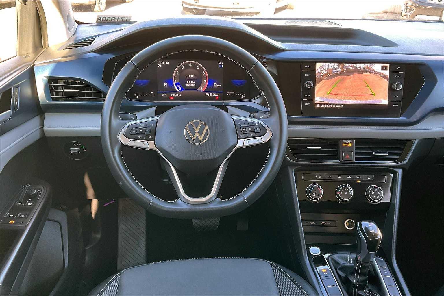 2023 Volkswagen Taos SE - Photo 17