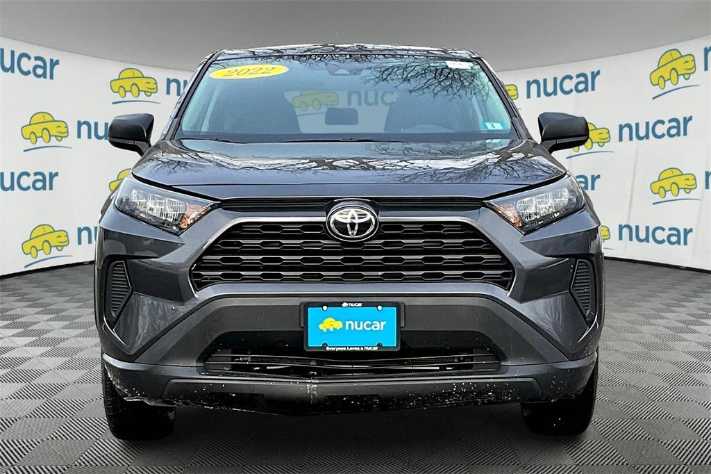 2022 Toyota RAV4 LE - Photo 2