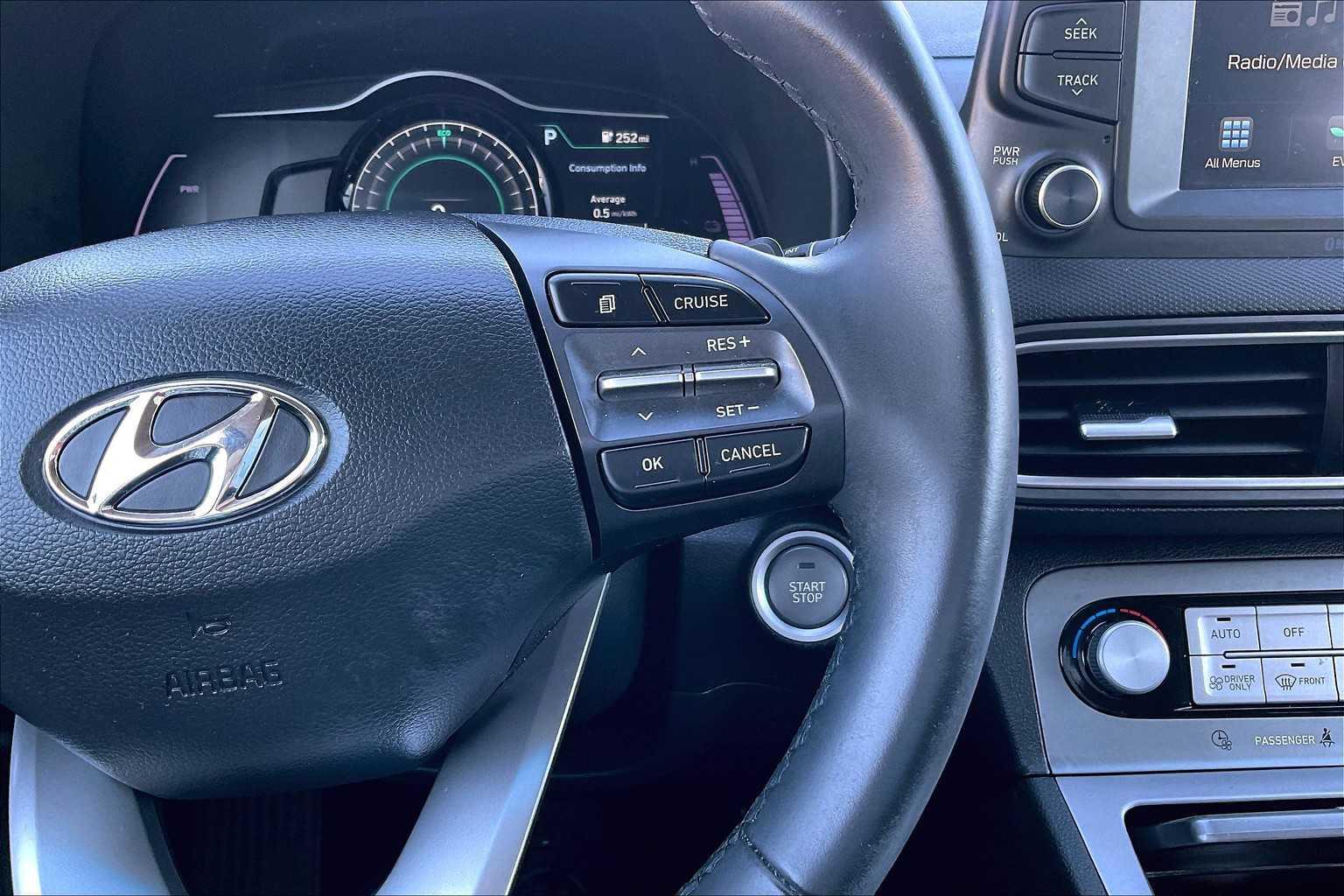 2021 Hyundai Kona Electric SEL - Photo 23