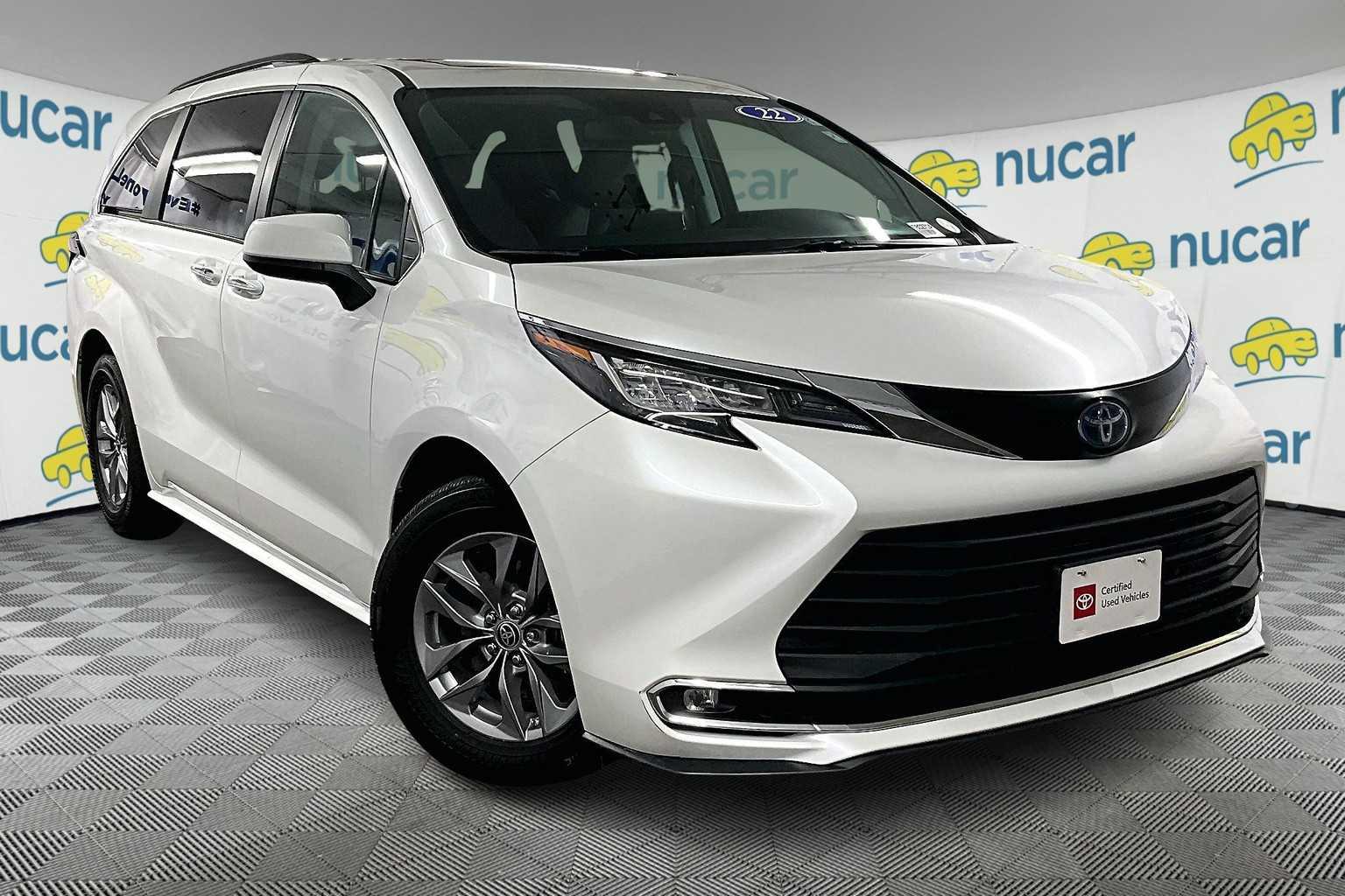 2022 Toyota Sienna XLE