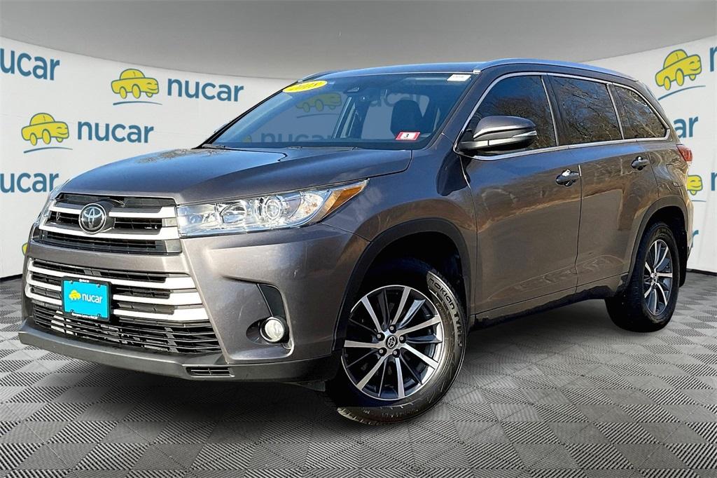 2018 Toyota Highlander SE - Photo 3