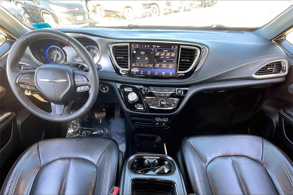 2022 Chrysler Pacifica Touring L - Photo 21