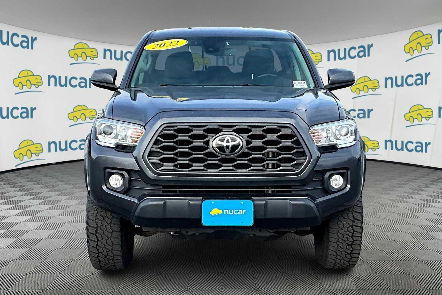 2022 Toyota Tacoma SR5 - Photo 2